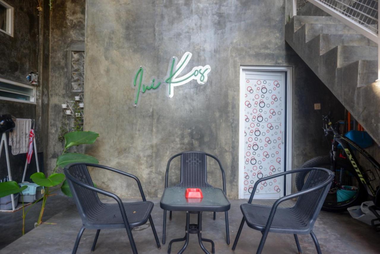 Reddoorz Near Jumbo Mall Sragen Esterno foto
